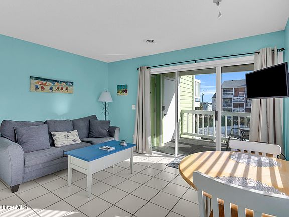 3rd image of 1618 Canal Drive Apt C44