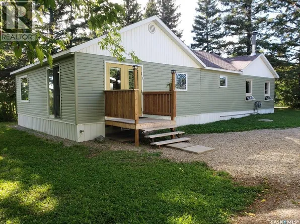247 Elsa St, Margo, SK S0A 2M0