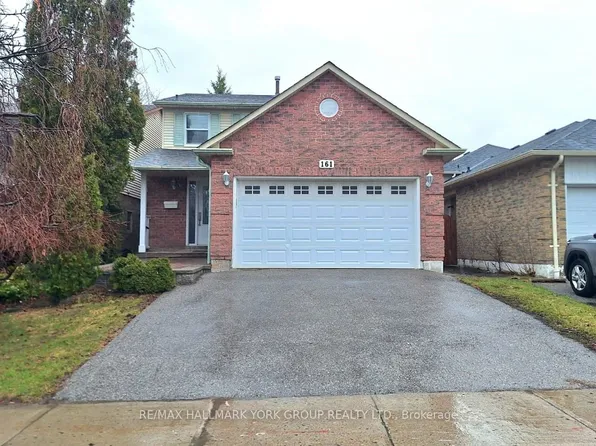 161 Spruce St, Aurora, ON L4G 3R7