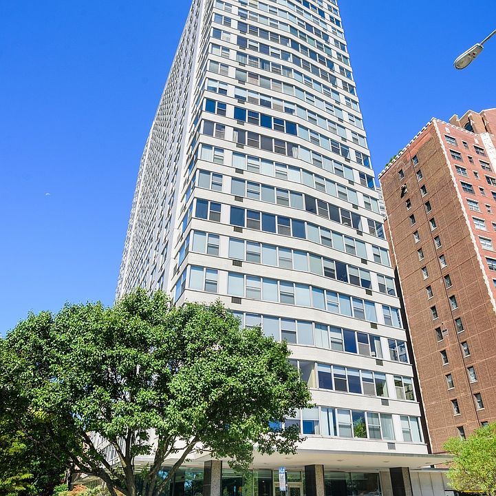 1st image of 3900 N Lake Shore Dr APT 16A