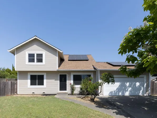 1833 Fenwick Place, Santa Rosa, CA 95401