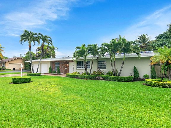 4th image of 15285 SW 84th Ave