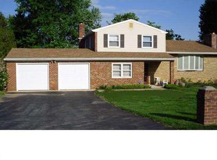 38 Doe Ln, Malvern, PA 19355