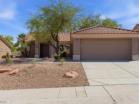 2nd image of 10013 Crescent Creek Dr