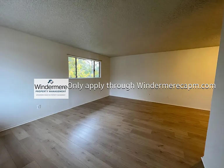 5600 Walerga Rd #4 — Photo 4
