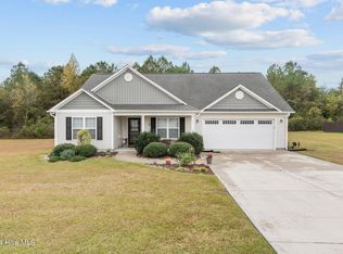 258 Plantation Oaks Dr, New Bern, NC 28560