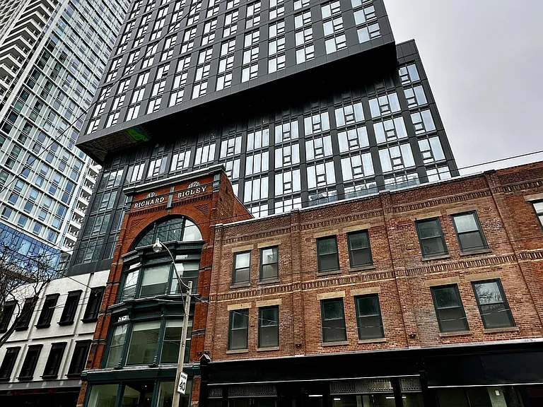 100 Queen St E #2902 — Photo 1