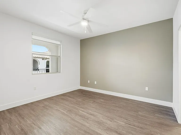 Cierra Apartments — Photo 68