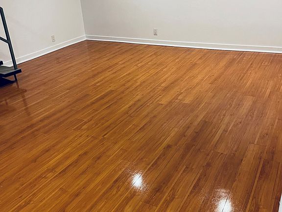 2nd image of 1527 11th St APT 1