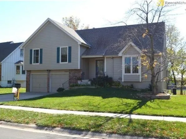 15215 W 125th St, Olathe, KS 66062