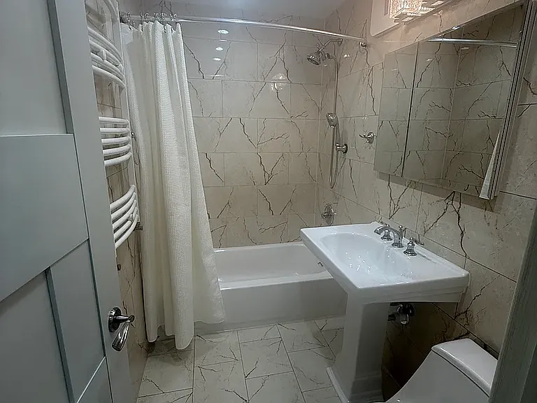 7223 60th Ave #1 — Photo 9