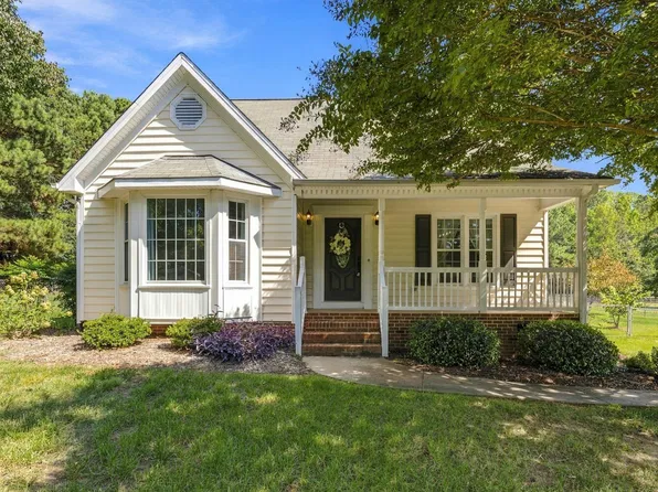 4034 Oak Valley Dr, Stem, NC 27581