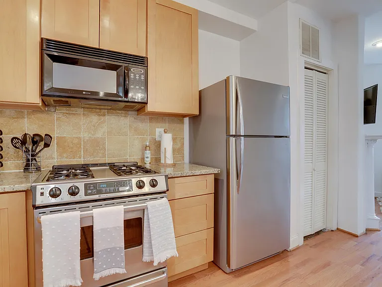 1702 Florida Ave NW — Photo 12