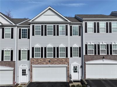 246 Grace Manor Dr, Coraopolis, PA, 15108