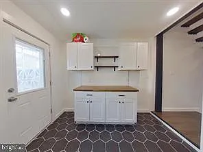 121 Mercy St — Photo 10
