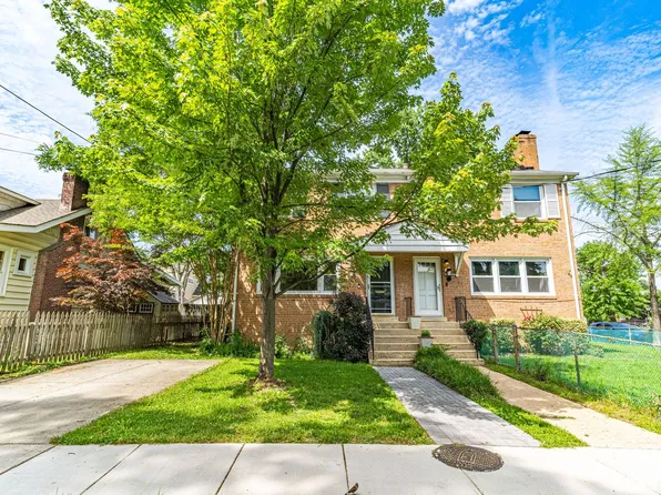 3 Groves Ave, Alexandria, VA 22305