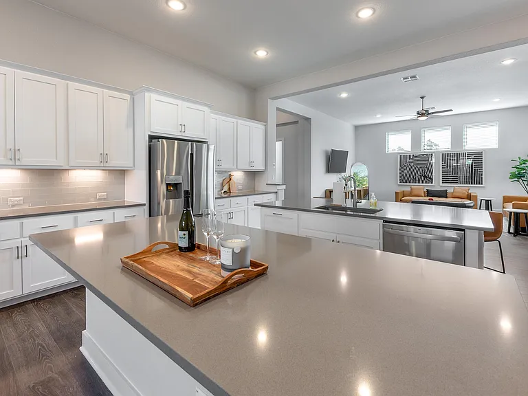 625 La Tamar Ct #1 — Photo 2