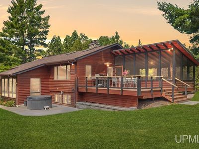 N4922 County Road 607, Iron Mountain, MI, 49801