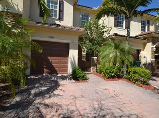 22400 SW 89th Path, Cutler Bay, FL 33190