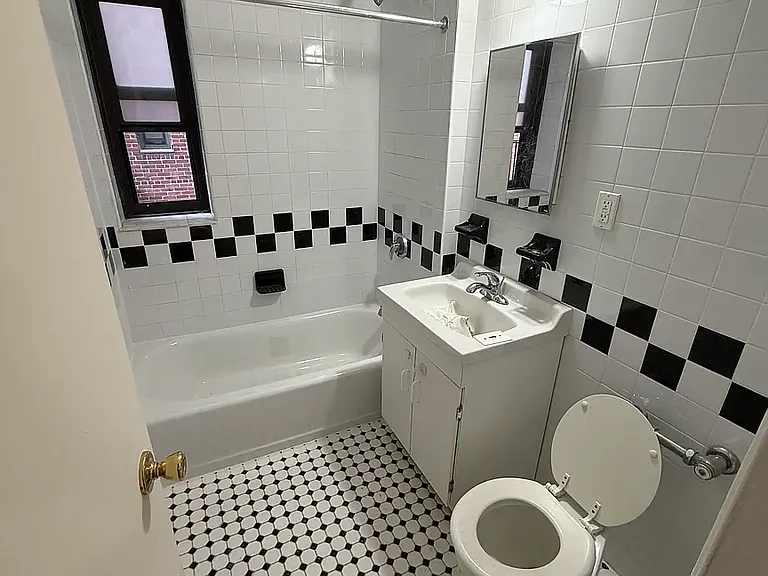 67-66 108th St #420 — Photo 8
