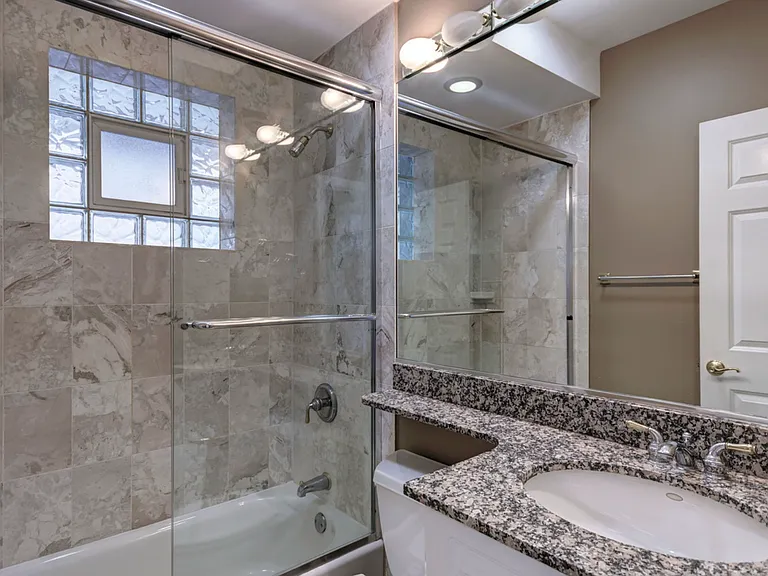 3748 N Clifton Ave — Photo 13