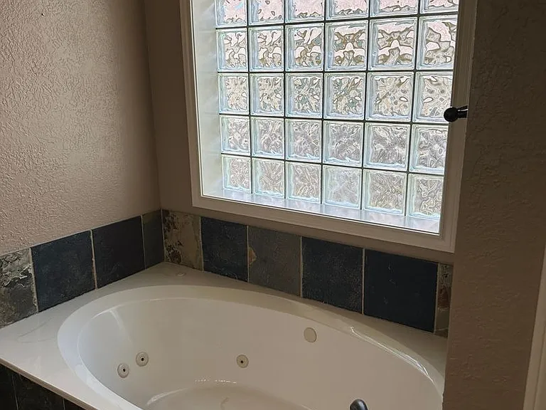 4413 Hearst Ct — Photo 18