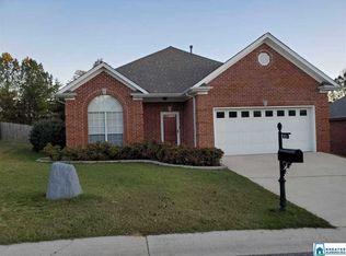 488 Enclave Cir, Fultondale, AL 35068