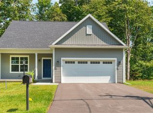 915 Park Dr, Rome Inside, NY 13441