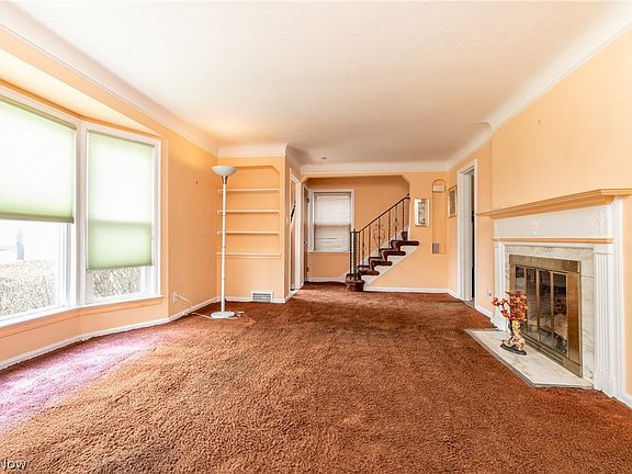 5th image of 4489 Silsby Rd