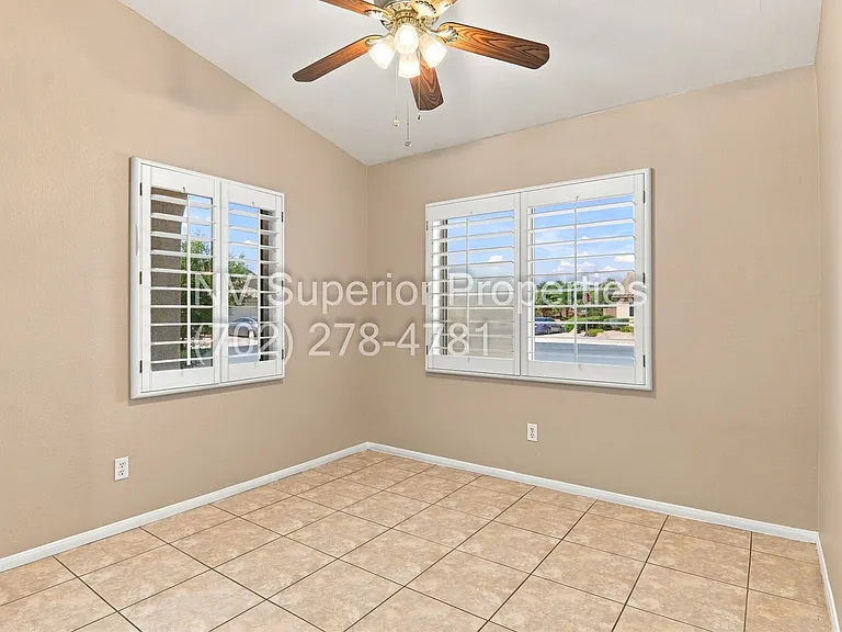 3876 Waynesvill St — Photo 21