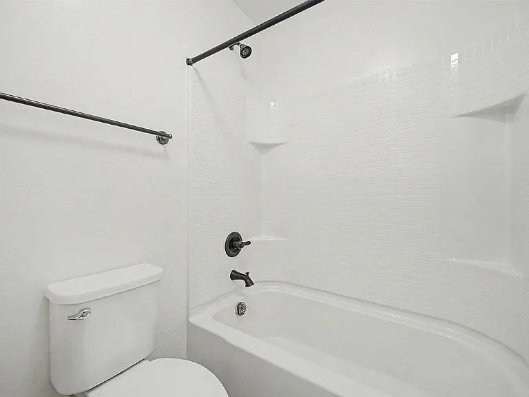 20515 W Maiden Ln — Photo 33