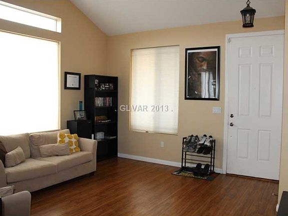 3rd image of 8405 Adams Grove St