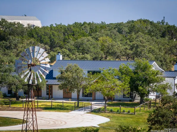785 LONESOME DOVE, Bulverde, TX 78163