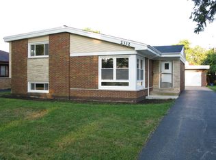 2332 Boeger Ave, Westchester, IL