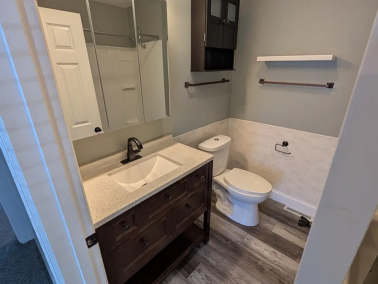 404 S McClun St — Photo 11