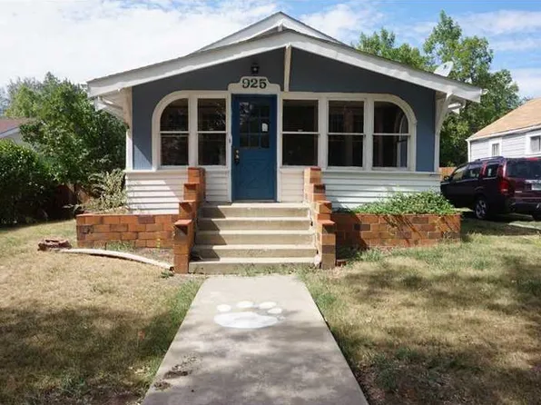 925 2nd St W, Roundup, MT 59072