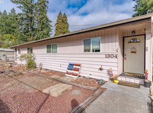 1304 Grape St, Sweet Home, OR 97386