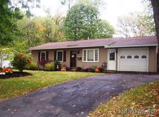 1108 Cedarbrook Dr, Rome, NY 13440