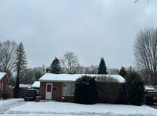 36935 Greenbush Rd, Wayne, MI 48184