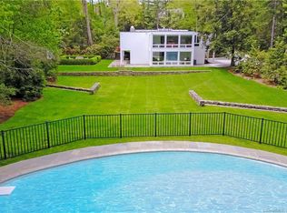 53 Myanos Rd, New Canaan, CT 06840
