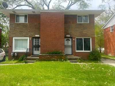 19947 Lahser Rd, Detroit, MI, 48219