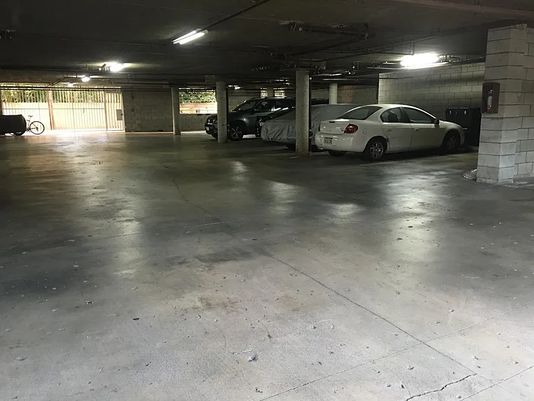 14615 Burbank Blvd #202B — Photo 23