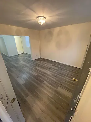Rented by Gugenheim Realty LLC | media 4
