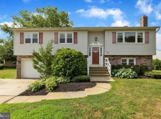 15 Hillcroft Rd, Berlin, NJ 08009