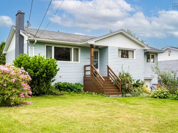 122 Sunnybrae Ave, Halifax, NS B3N 2H1
