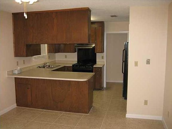 5th image of 5709 Talquin Ave
