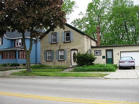 2nd image of 243 N Mill St