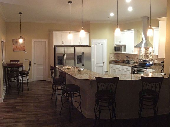 High ceilings, open plan