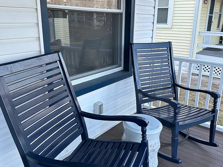 415 Evergreen Ave — Photo 3