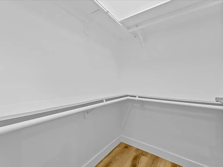 2730 W Temple St #101 — Photo 11